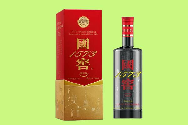 滦州市回收国窖1573.jpg